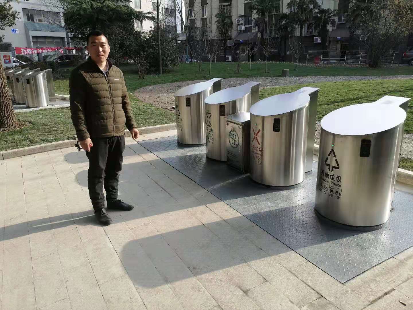 Underground Waste Bin Materials & Smart Functions